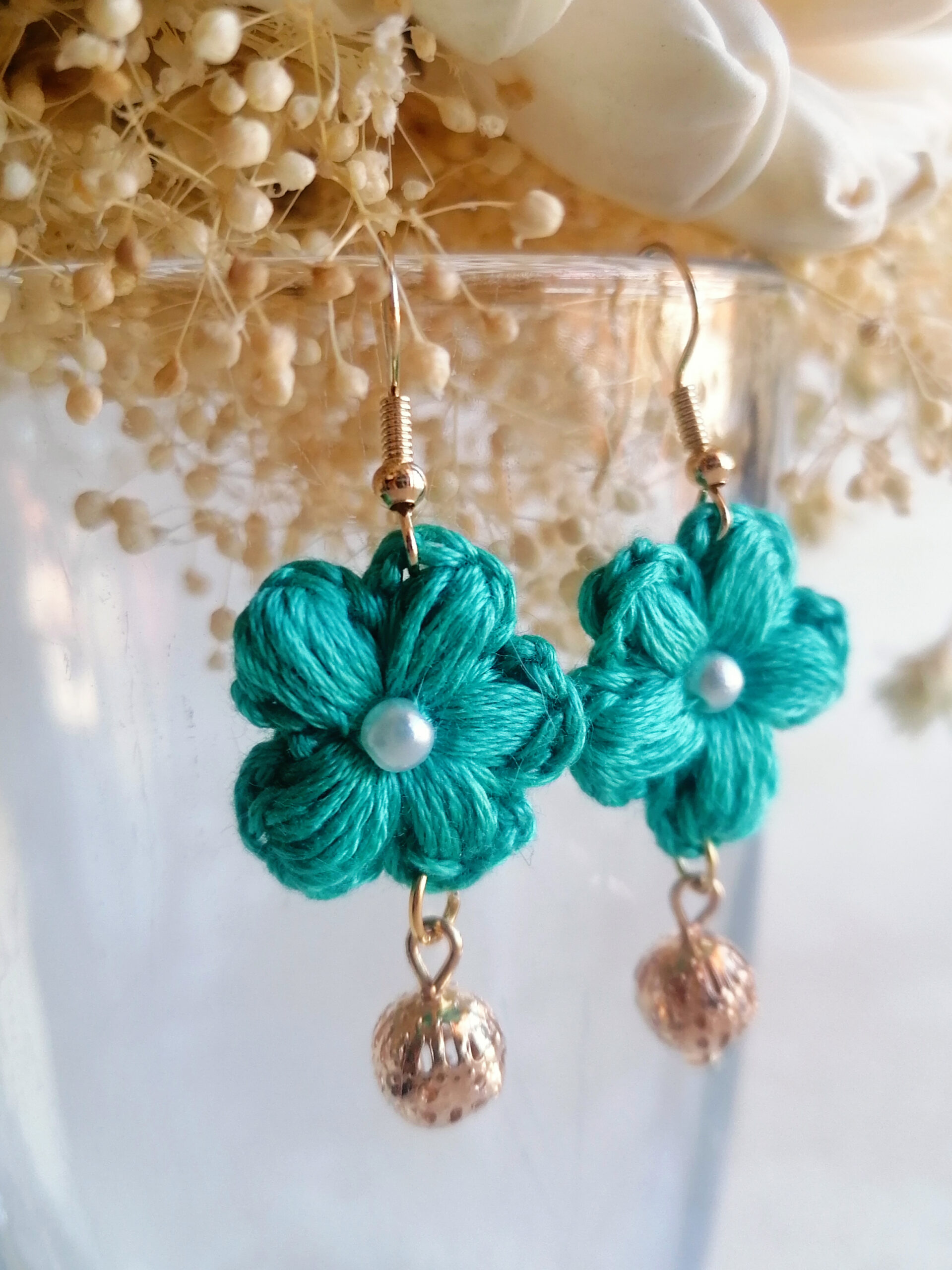 Brincos Pendentes Flor com conta decorativa